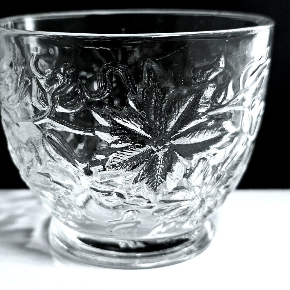 Princess House Fantasia Sugar 4" poinsettias all over embossed 1980